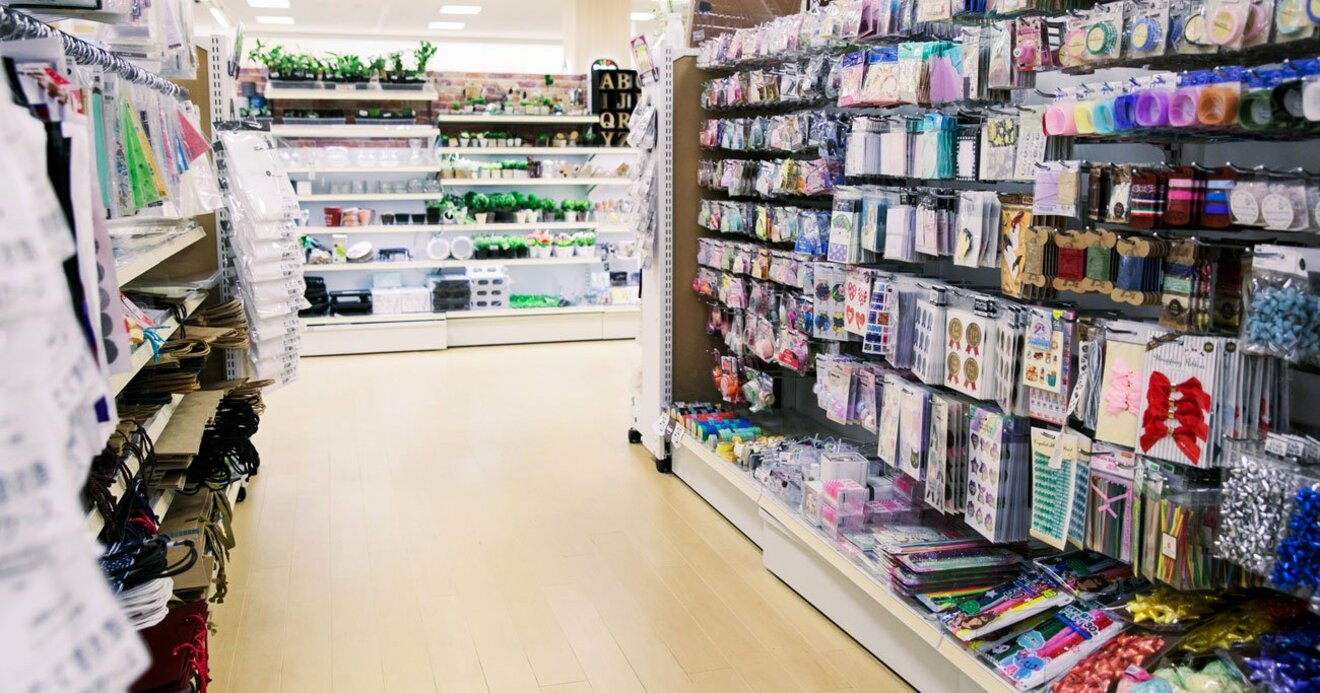 薄利多売 の100均業界で セリアが高い収益性を実現できるカラクリ ビジネスに効く 会計思考力 ダイヤモンド オンライン 薄利多売 の100均業界で セリアが高い収益性を実現できるカラクリ ビジネスに効く 会計思考力 ダイヤモンド オンライン