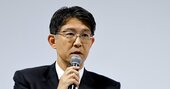 トランプ関税の理不尽にも余裕のトヨタ、決算発表で格の違いを見せつけた「ひと言」とは
