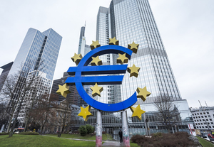 ドイツのギリシャ切り捨てを許さない巨額貸付の重荷