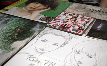 でかっ!! レコードで聴くアニソンってどうなの!? いろんなアルバムを聴いてみた