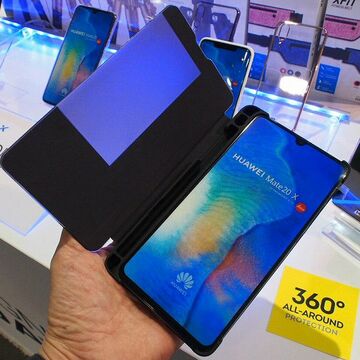ファーウェイの7.2型スマホ「HUAWEI Mate 20 X」が思わず欲しくなるケースを発見