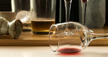 アルコール摂取で新たにがんを発症、2020年に世界で74万人の衝撃