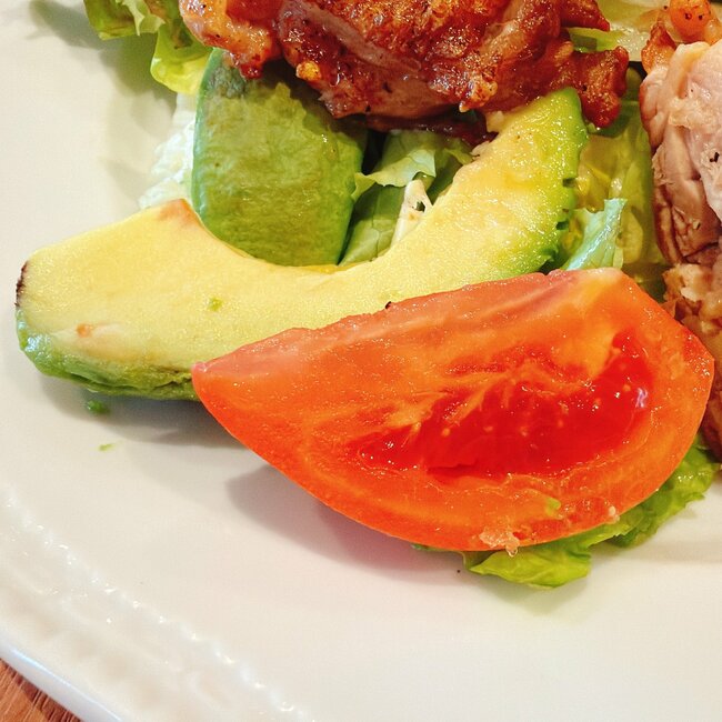 「カロリー爆弾すぎ」ロイヤルホストの“平日限定てんこ盛りランチ”ボリューム凄くてビビった！「バカでかかった」「デザート入らなくなるかと思ったよ」