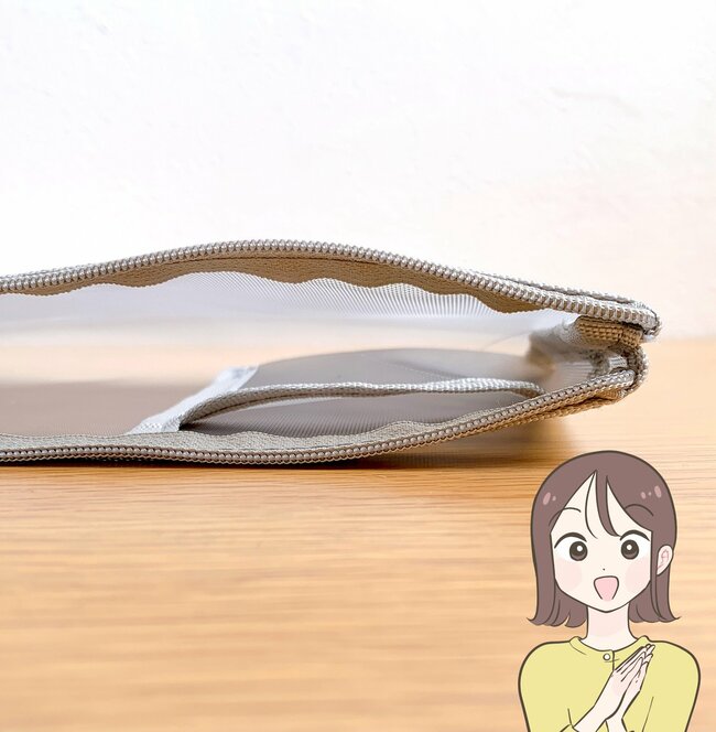 おくすり手帳と診察券がすっぽり!セリアで見つけた“無印みたいなケース”2色買いして正解でした!《購入レビュー》