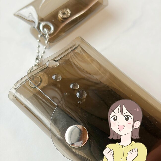 普通の財布に戻れないかも…！ダイソーの「お札が折れないミニ財布」カードと小銭も収納できて天才！