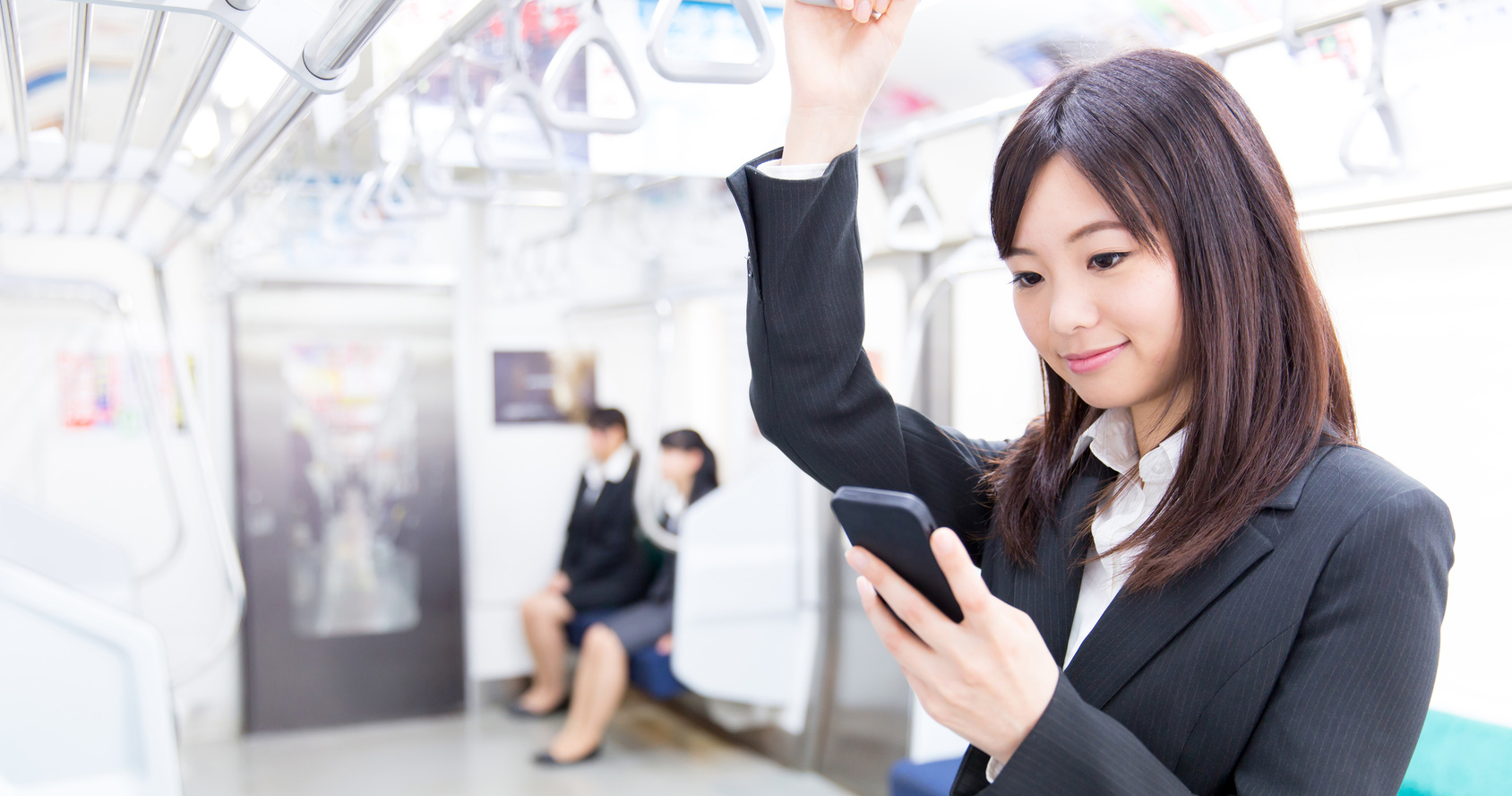 遅刻の連絡はLINEでいいですよね?