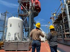 シェルの構造見直し、低炭素化への移行後押し