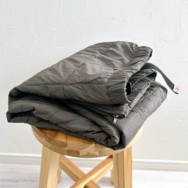 「冬の必需品!」ワークマンの“寝袋みたいなパンツ”がポカポカすぎて手放せない…!「寒さゼロ!」「暖かくてやめられない」