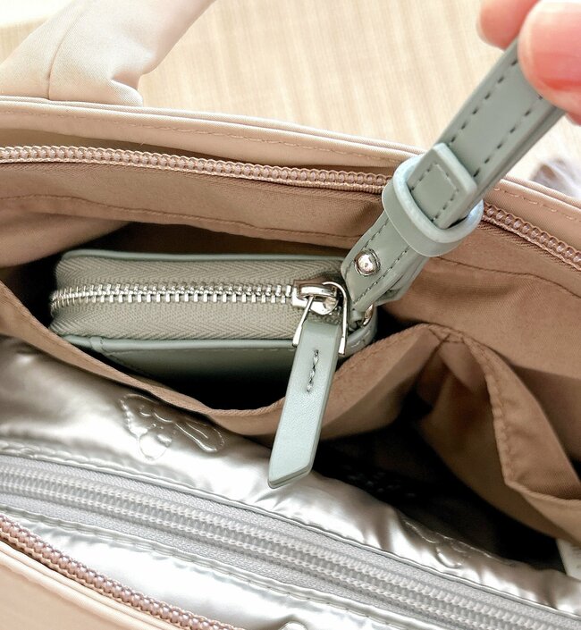 ガバッと開いて使いやすい…！アフタヌーンティーの「おしゃれミニ財布」がセールで62％オフは破格だよ！