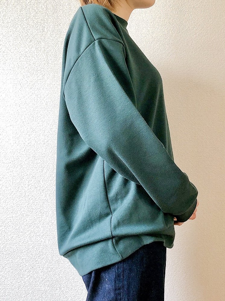 2000円以下とは思えない!しまむら×ディズニーの「レトロかわいいトレーナー」どこか懐かしいデザインに癒やされる~!