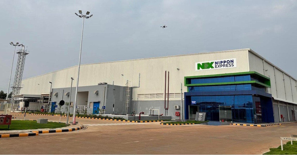 ヤマトも日通も！「海外で最大規模」の拠点開設する国の名前とその理由とは？