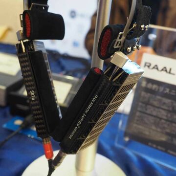 君は本物のヘッドホンマニアか、そう問いかけるリボン型ヘッドホン