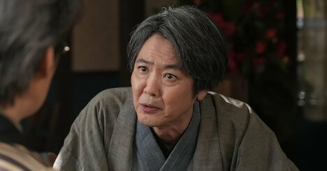 岡部たかし演じる父親の「投資したかったワケ」が想定外！朝ドラ史に刻まれる爆笑コント誕生〈ばけばけ第98回〉