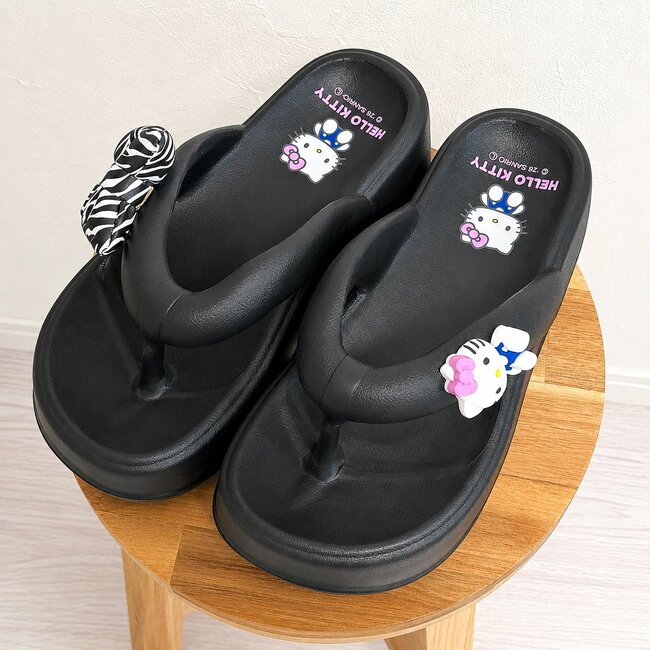 かわいすぎて慌ててカゴに入れた…!しまむら×サンリオの「キティちゃんの大人サンダル」ふかふかで弾むような歩き心地!《購入レビュー》