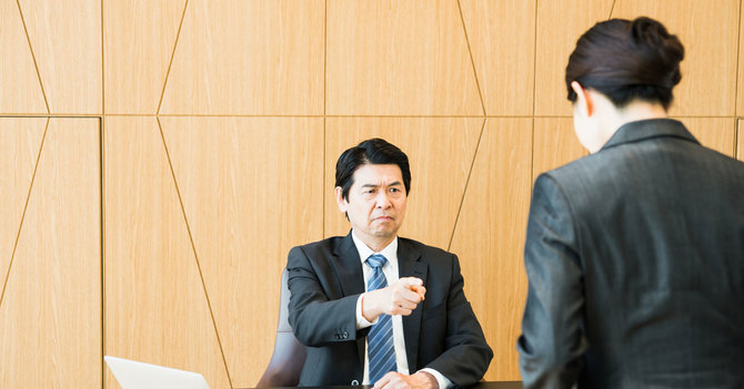成果を出せと迫る上司は…