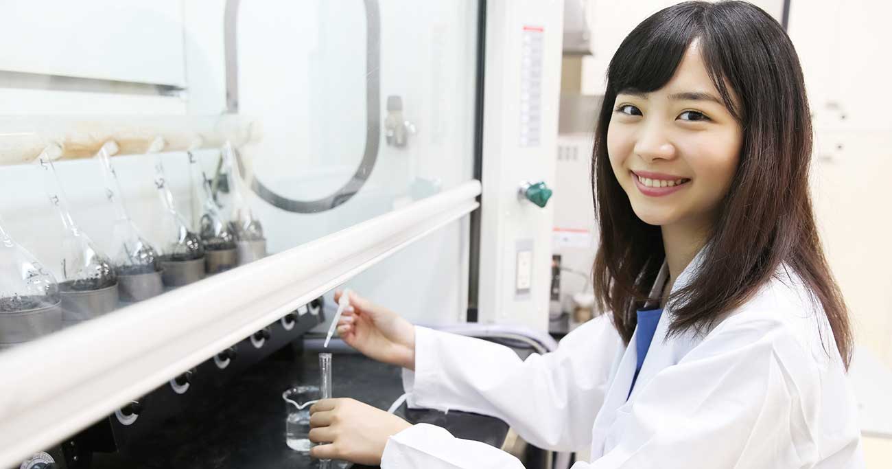 「高学歴」の二極化により、頂点に立つのは「教育」になんの価値も見出さず、中退して自ら事業を起こす「とてつもなく賢い若者」