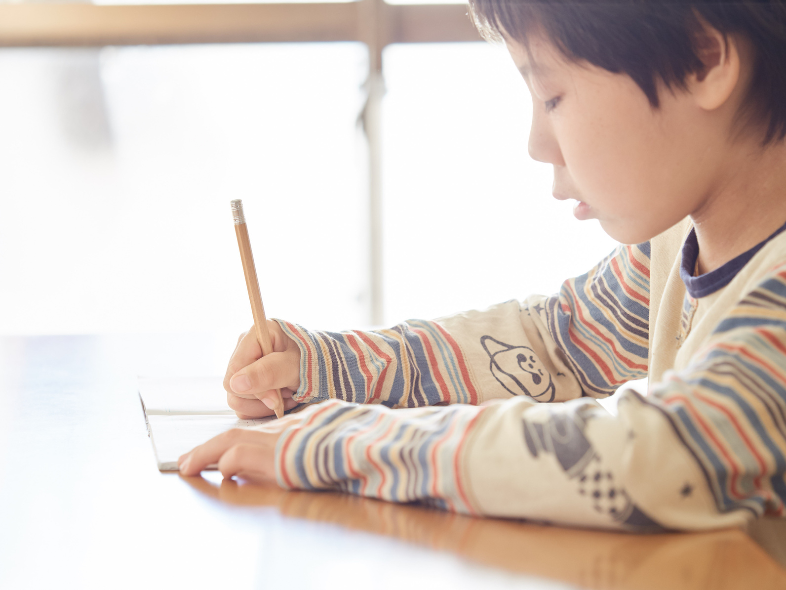 男の子の学力は「机に向かう姿勢」で9割決まる