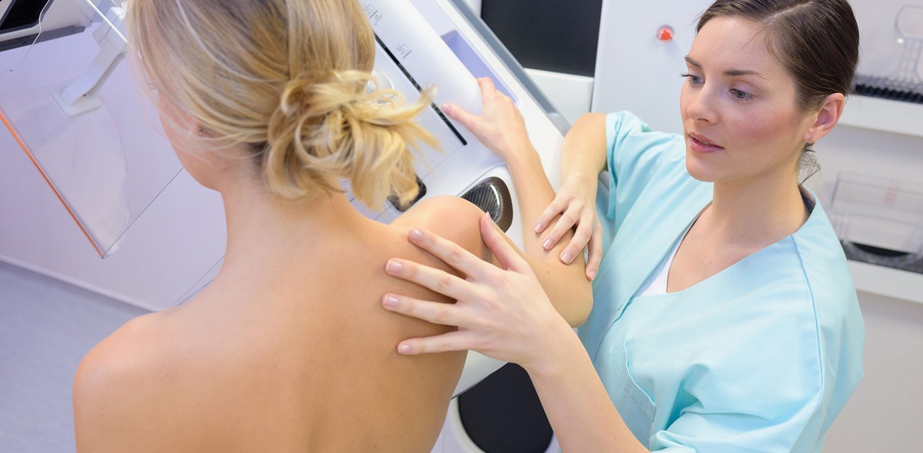 女性の死因2位「乳がん」、早期発見に有効な“マンモグラフィ”は何歳から受けるべきか