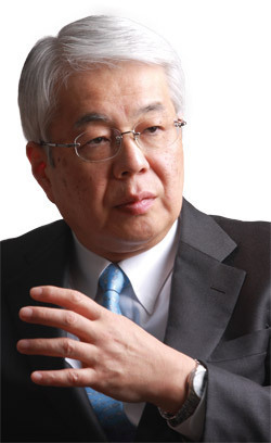 りそなホールディングス社長 東 和浩 <br />戦略投資の枠は1700億円 <br />振り向け先はITが最有力