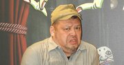 「何か歌って」野性爆弾くっきー！が妻の両親と初カラオケ、ドン引きされた一曲とは