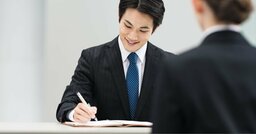 「中途入社で嫌われる人」に共通する残念すぎる“思考グセ”とは？人事コンサルが現場で使う〈社員閻魔帳〉がスゴすぎる！