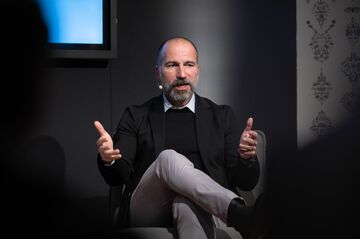 ウーバー、配車・宅配用EV開発でメーカーと協力