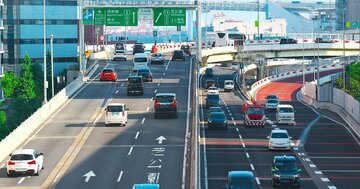 高速道路で「ついやりがち」なNG行為…「30万円以下の罰金」「一発免停」の可能性も