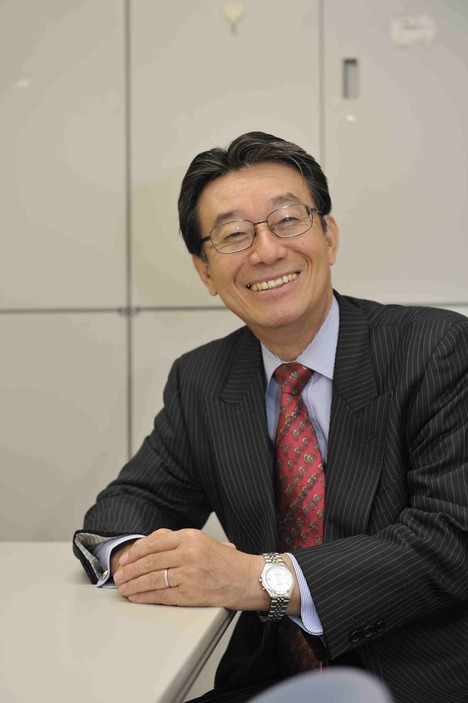 【第2回】英語上達のコツは一つしかない！感性を磨く高野式“回文”「Madam, I&amp;apos;m Adam.」