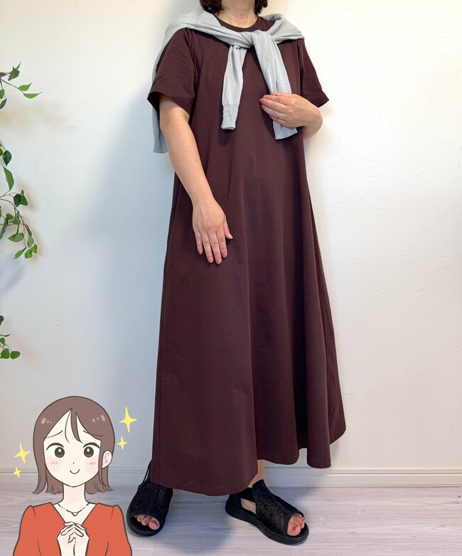 「今年も2色購入」ユニクロの“ひんやりワンピース”気温29度でも快適でした！「休みの日はコレ一択」「ゆったりしてて涼しい」