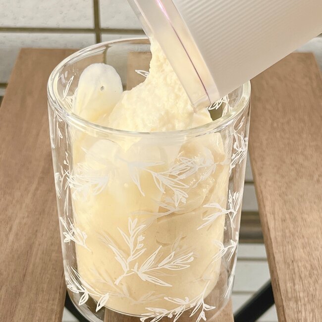 「使いやすくて大満足！」「お値段以上でした」ニトリの“コスパ抜群キッチングッズ”でセブンみたいなスムージーが作れちゃった！「毎日ジュースを作ってます」