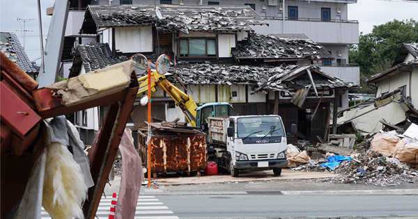 熊本地震から1年 復興格差に翻弄される生活弱者の いま 生活保護のリアル 私たちの明日は みわよしこ ダイヤモンド オンライン