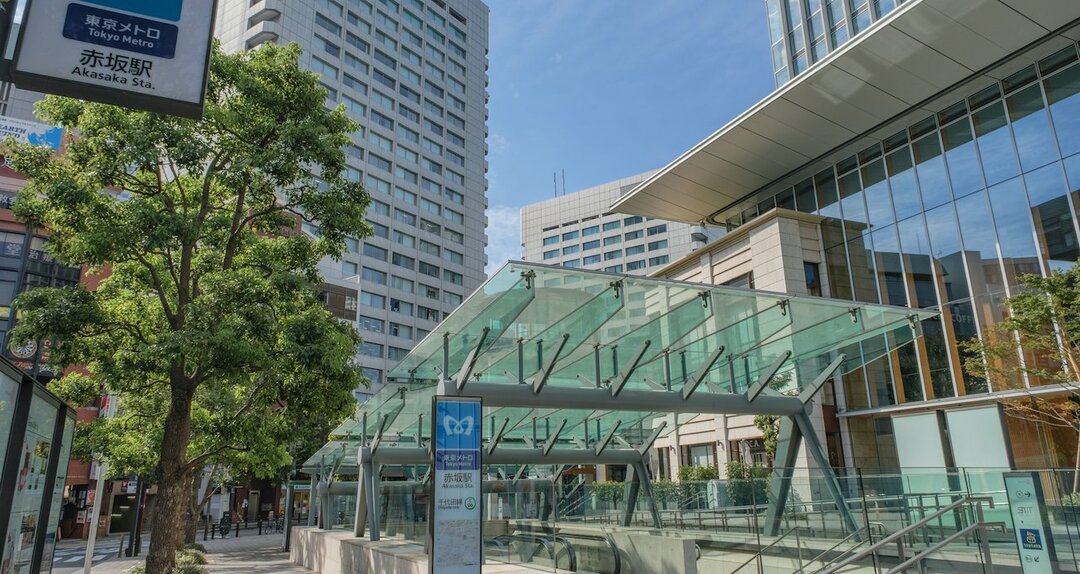 博報堂、雑誌広告40.9%減の一方で新聞・ネット広告は前年超えの明暗/広告【10月度・業界天気図】
