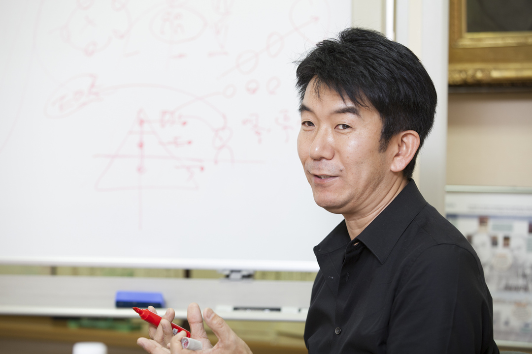 なぜ、人間はストーリーを<br />重視してしまうのか?