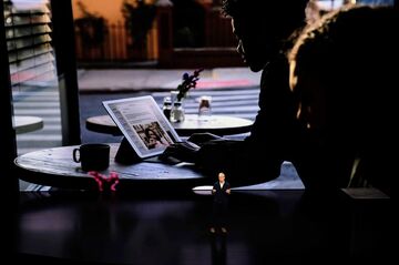 iPhone不振でもアップル株が上がるワケ