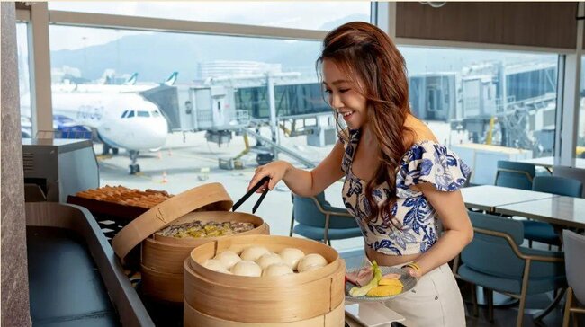 年会費7万円分の「空港ラウンジ」をエコノミークラスでも“無料”で使える裏ワザ