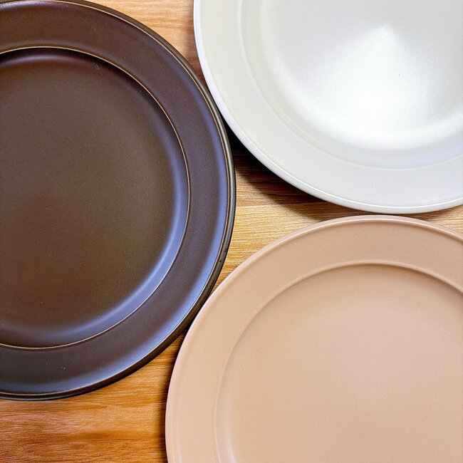 まとめ買いして大正解でした！セリアの「喫茶店みたいなオシャレ食器」お店でモーニングを食べてる気分になります！《購入レビュー》