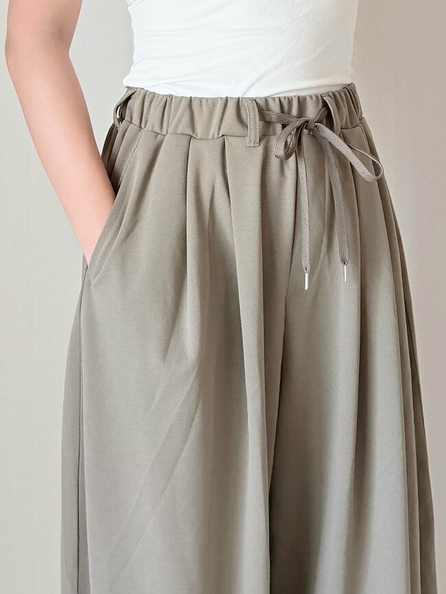 【しまむら】下半身が綺麗に見える！1639円の「高見えワイドパンツ」ぽわんとしたシルエットでオシャレ！《購入レビュー》