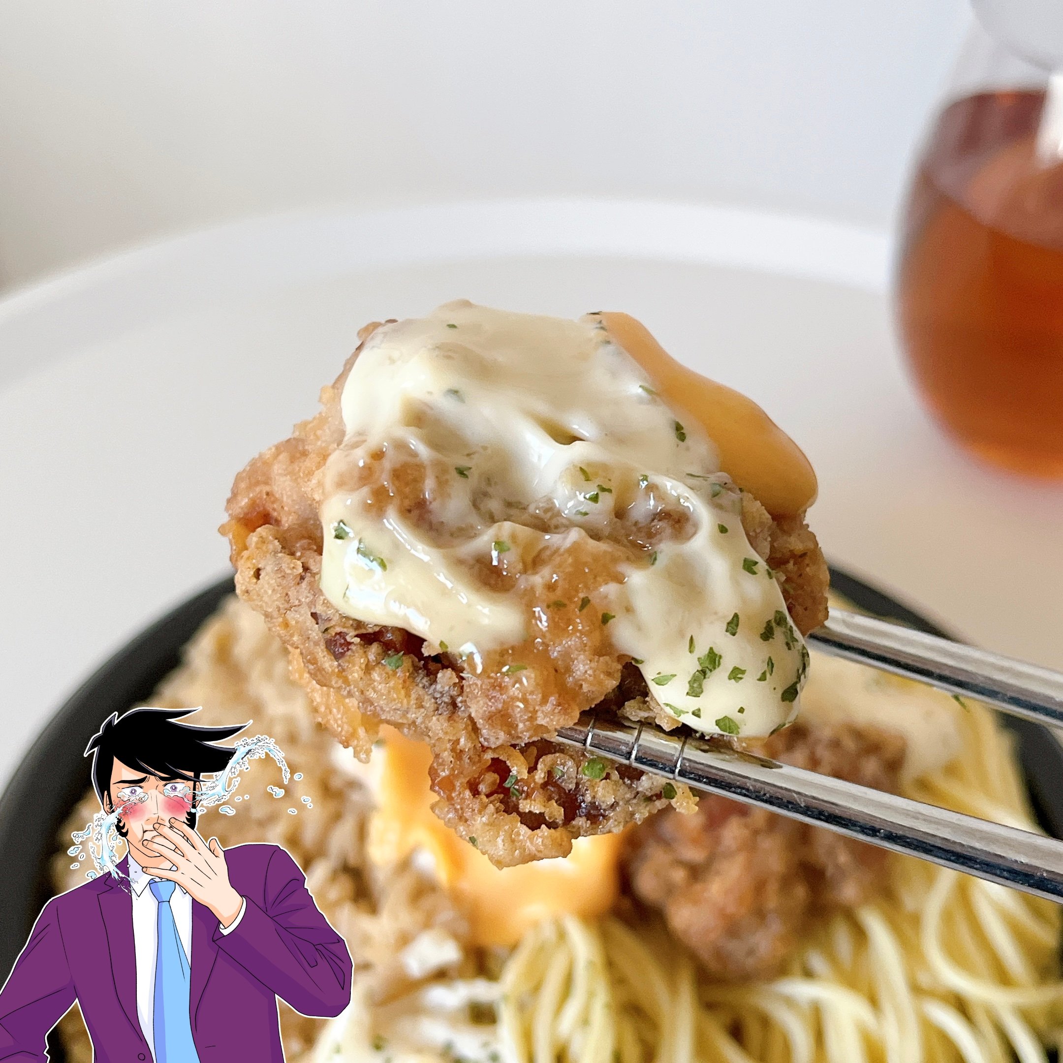 「量がヤバいんじゃぁッ!」セブンの“ドカ盛り弁当”1124kcalもあってボリュームがすごい!「ニンニクがガツンと効いてる」「こってりジャンキーでうまい」