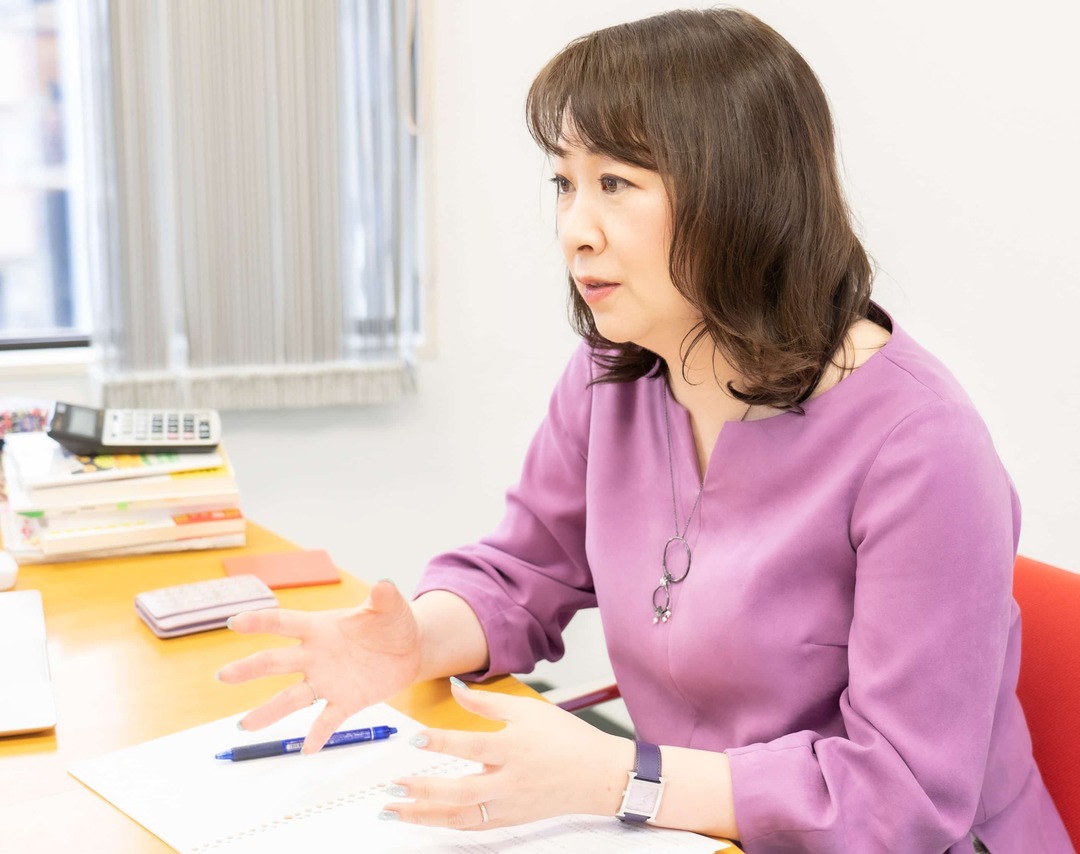 深田晶恵氏