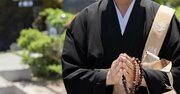 「お寺の奥さんには向かないぞ」両親の反対の末に“自由人な妻”を得た住職の波乱万丈生活