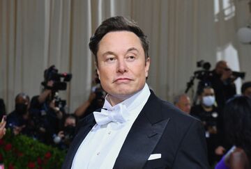 マスク氏がアップル批判「アップストアからツイッター削除と脅す」
