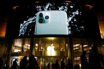 アップル、売上高・利益とも過去最高 10-12月期
