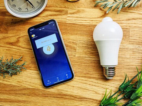 離れていても家族との繋がりを実現──&amp;quot;人&amp;quot;を感じる「スマートLED電球」に込めた思い