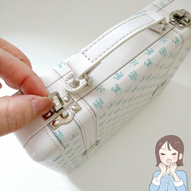 「可愛すぎるでしょ」「噂になってた」カルディの“トランクみたいなクッキー缶”が大人気「いっぱい入りそう！」《購入レビュー》