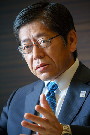 三井住友FGリテール部門トップが語る、マイナス金利下での3つの成長戦略