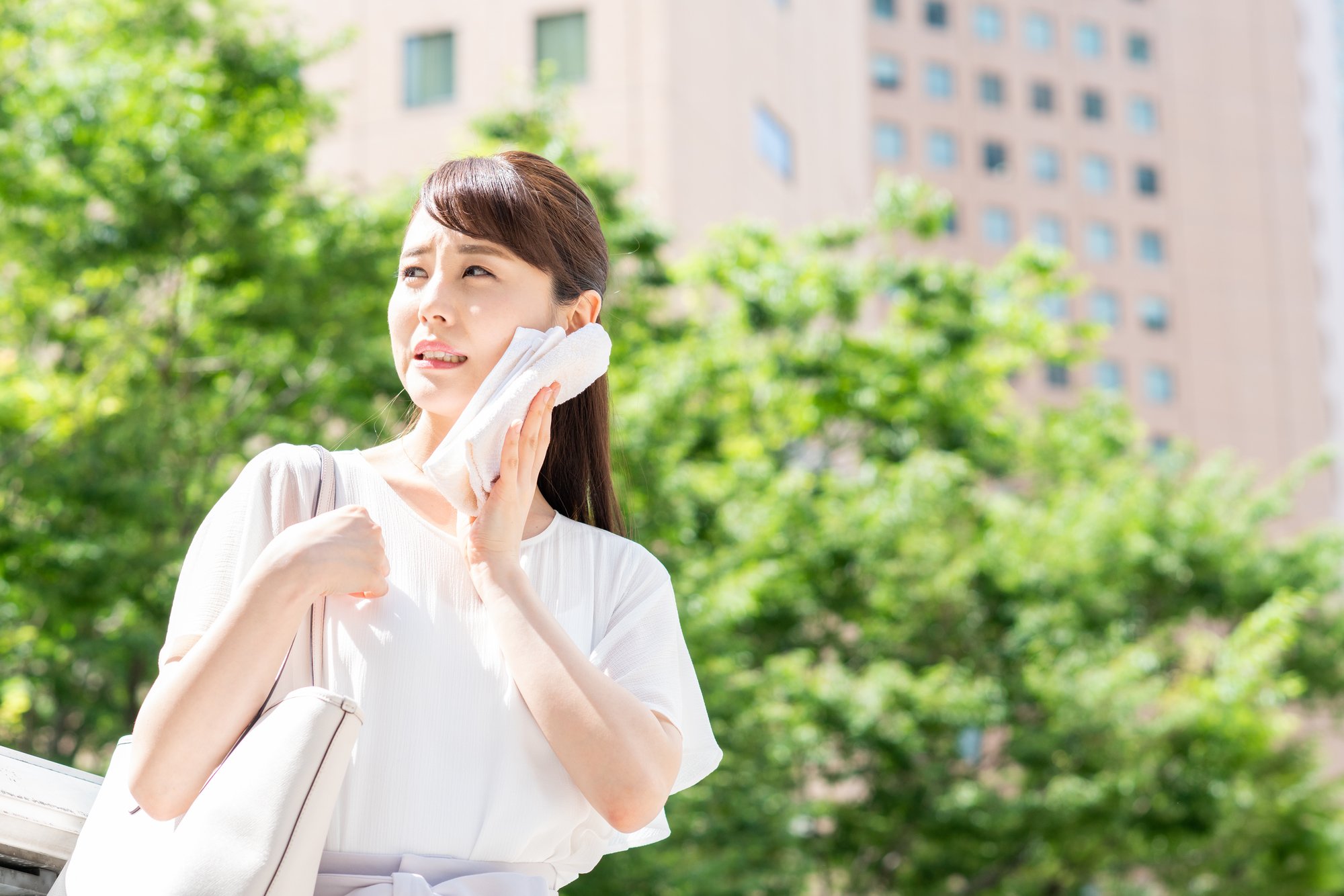 「猛暑で記憶力や思考力が低下する」は本当なのか?
