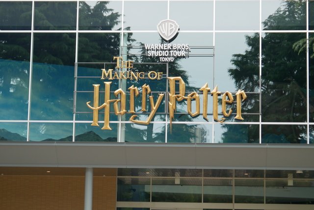 27歳で生活保護→30歳で世界的ベストセラーを書き上げた女性作家の覚悟【ひろゆきが伝えたい最強の働き方】