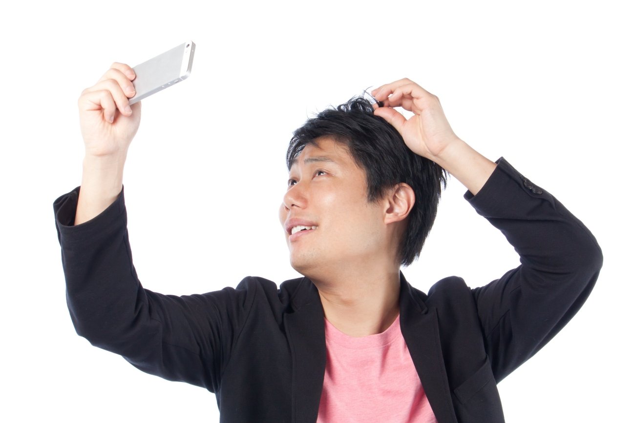 「なぜか周囲から煙たがられている人」の特徴・ワースト1