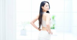 【くびれづくりのプロが伝える】20代で「お母さん？」と呼ばれた私が見直した、老け見えを招く背中の正体