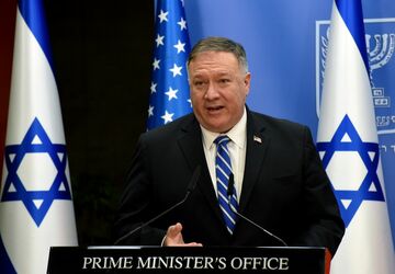 ポンペオ国務長官のトランプ氏応援演説に批判、中東歴訪中に録画